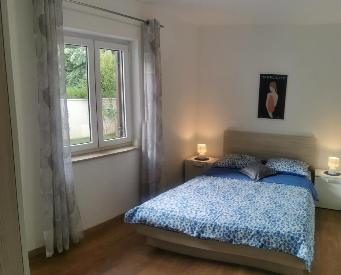 Apartments Slisko Пореч Екстериор снимка